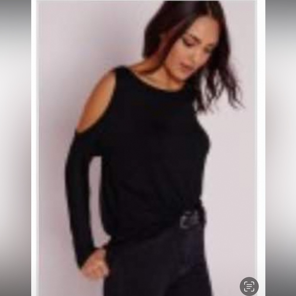 Missguided cold shoulder, long sleeve black top. NWT